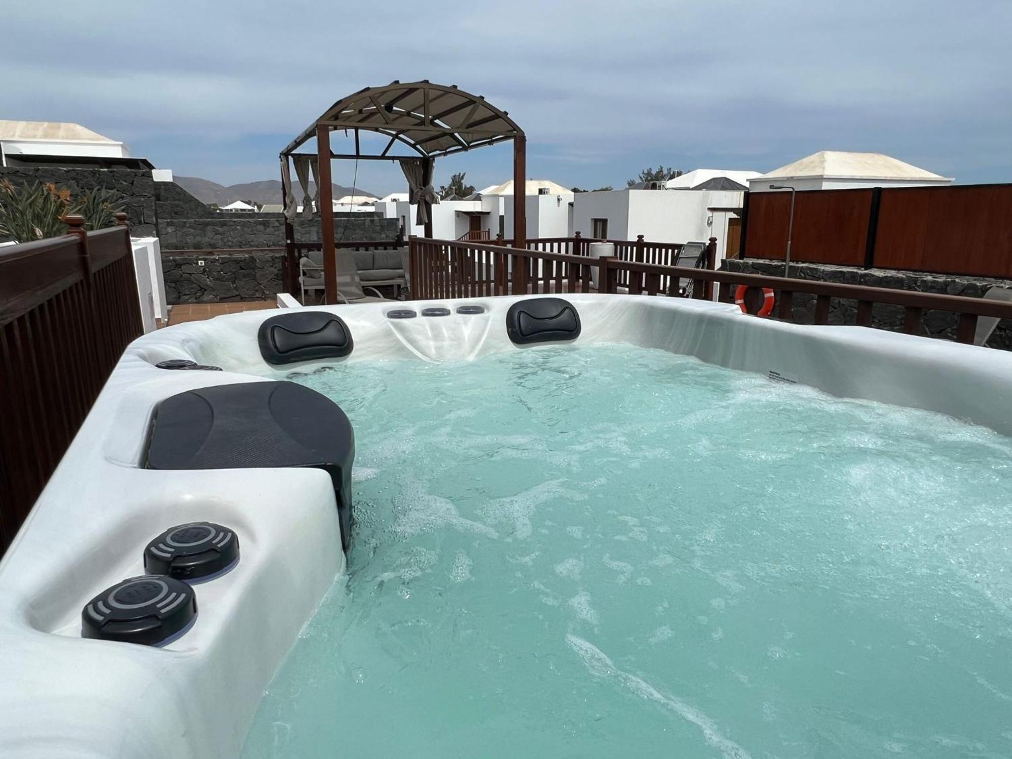 Villa 61 Playablanca Lanzarote Pool Spa Playa Blanca  Ngoại thất bức ảnh